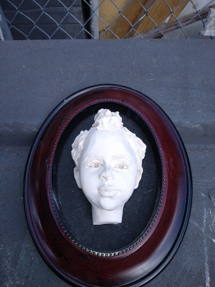 Face Picture Frame