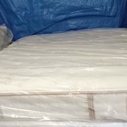 King Size Mattress (Colchón King Size)