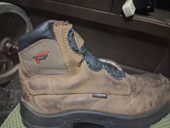 Red wings  boots