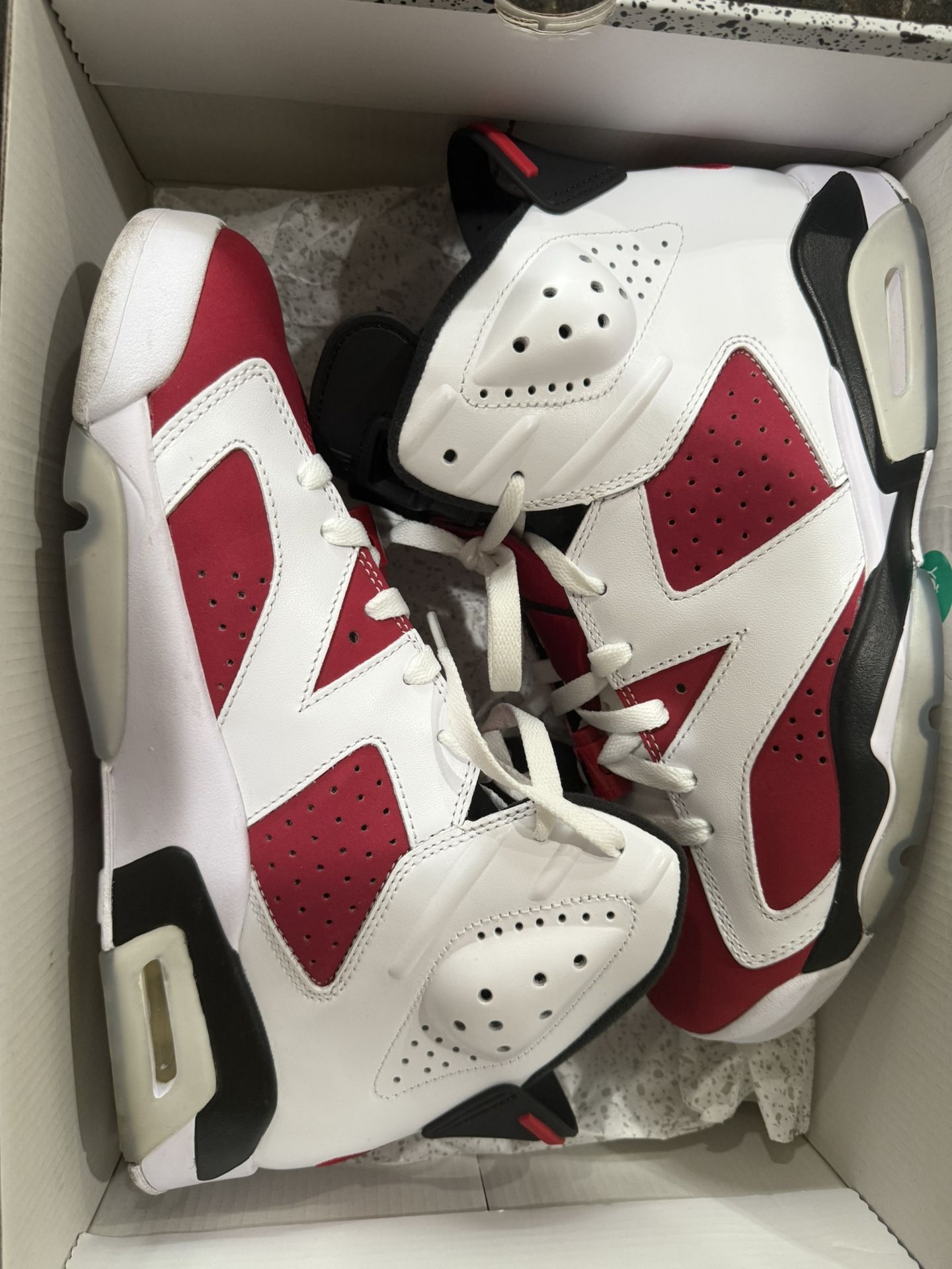 Jordan 6 Carmine 2021 Sz 9 (used)