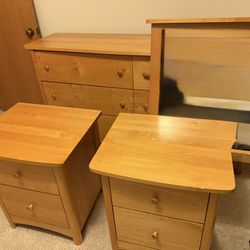 Maple Bedroom Set