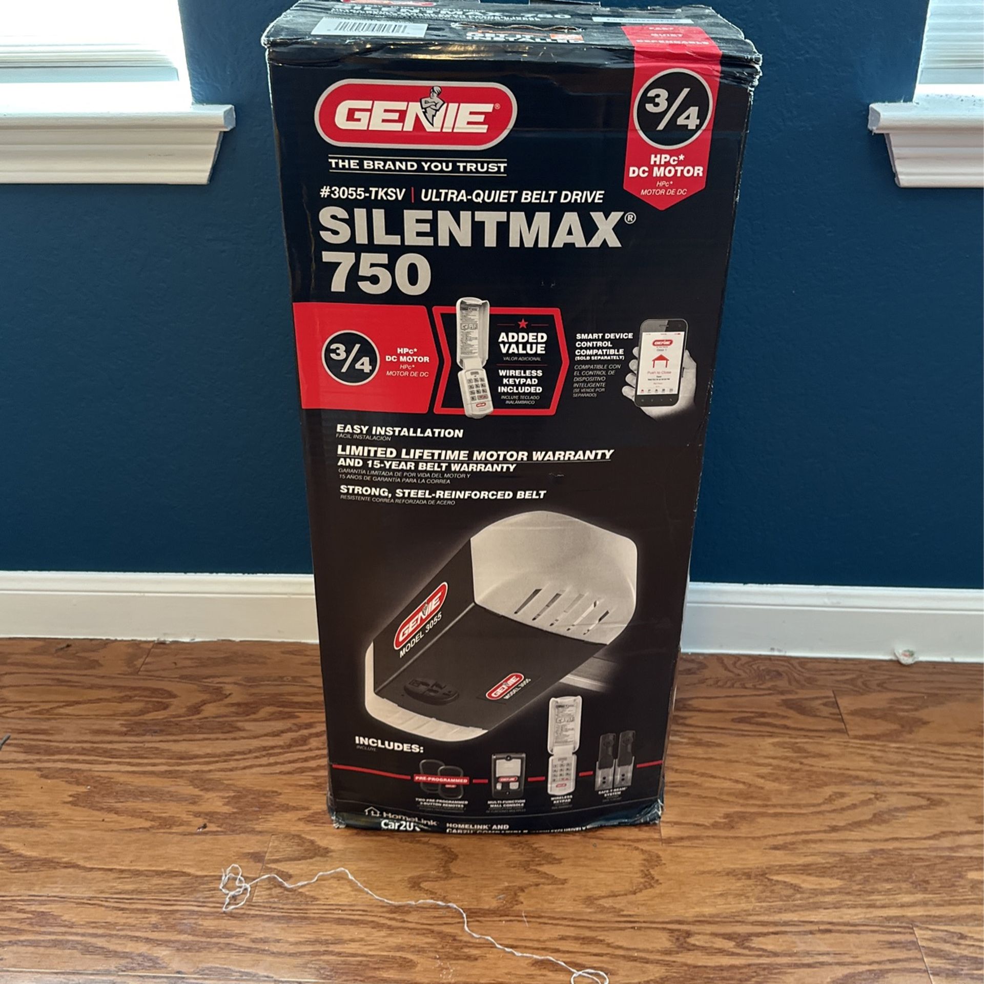 SilentMax 750 3/4 HPc Ultra-Quiet Belt Drive Garage Door Opener with Wireless Keypad