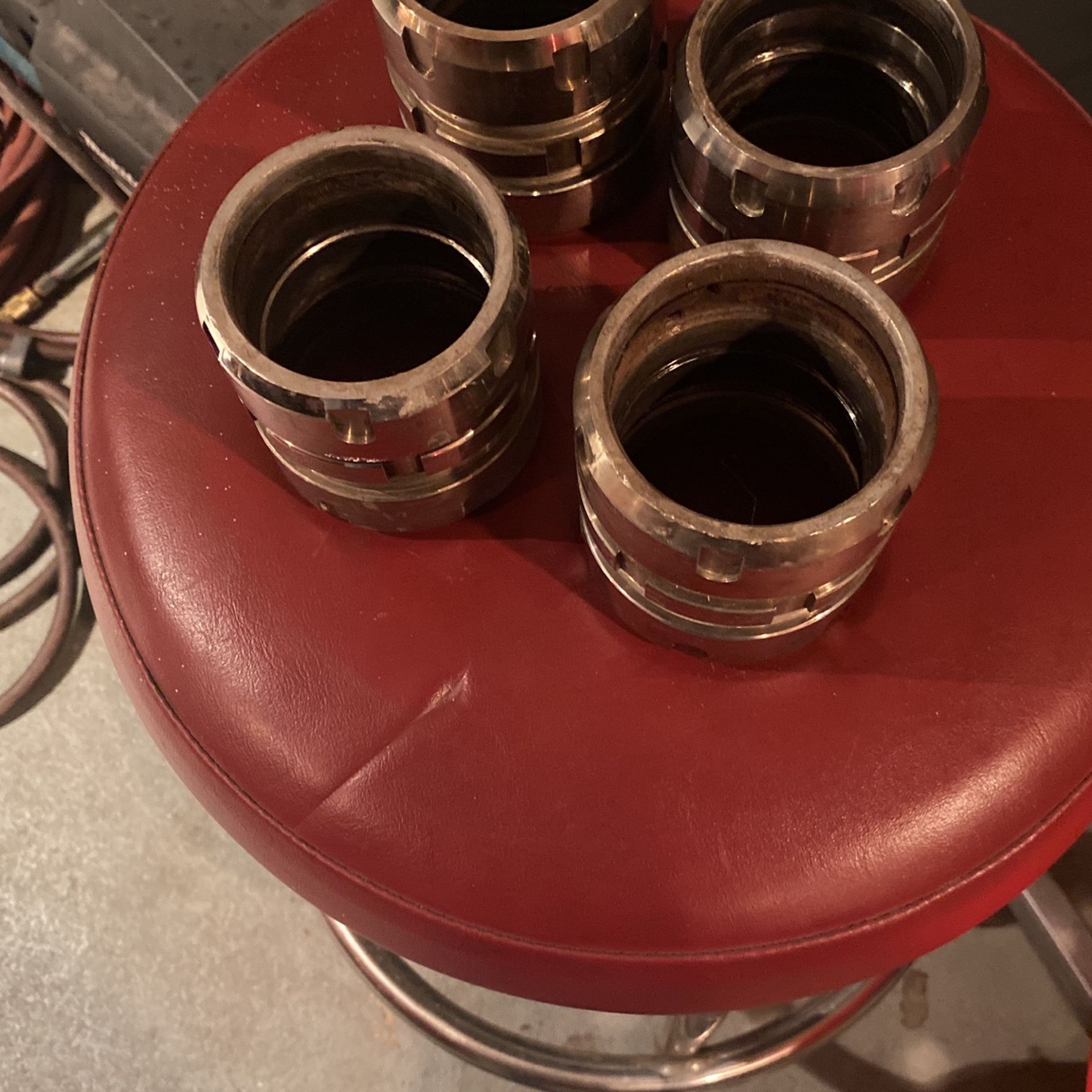 Exhaust couplings 2 1/2 inch round