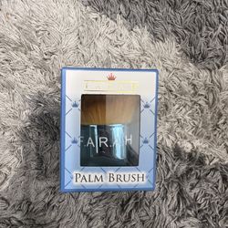 Farah Palm brush 
