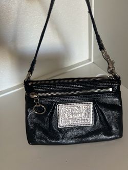 Coach poppy wristlet