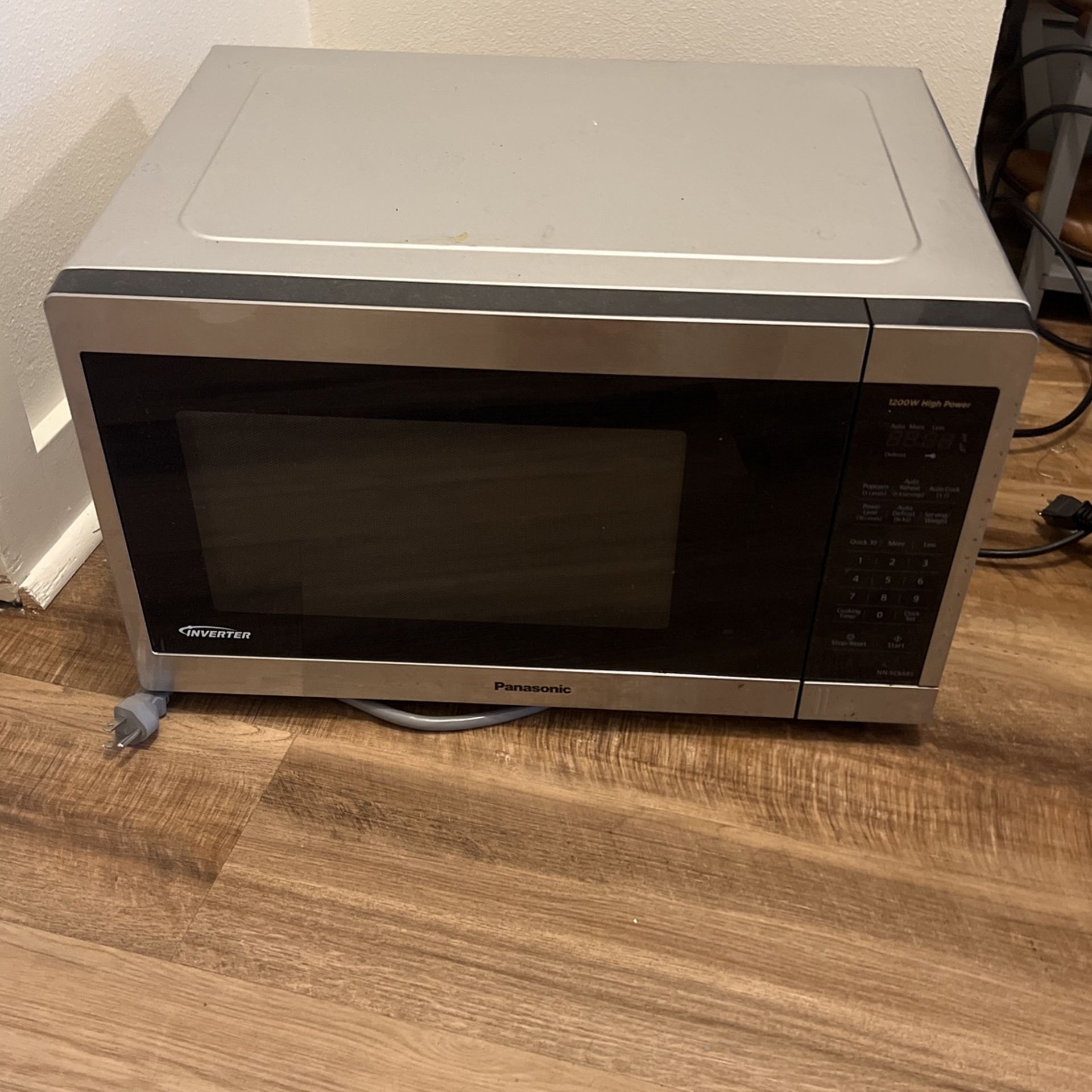 Panasonic Inverter 1200W Microwave