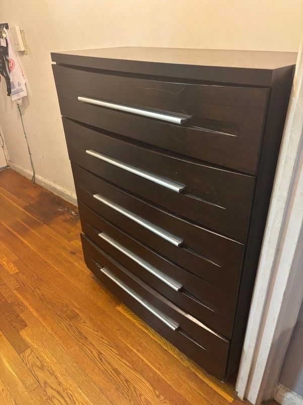 Modern 6-Drawer Dresser – Dark Wood Finish