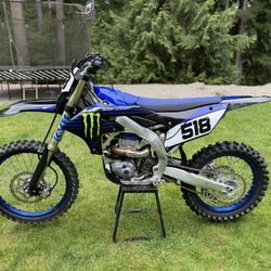 2023 Yamaha YZ450F. (Mint Condition)