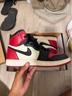 Jordan 1 “Bred Toe” Size 6Y Authentic