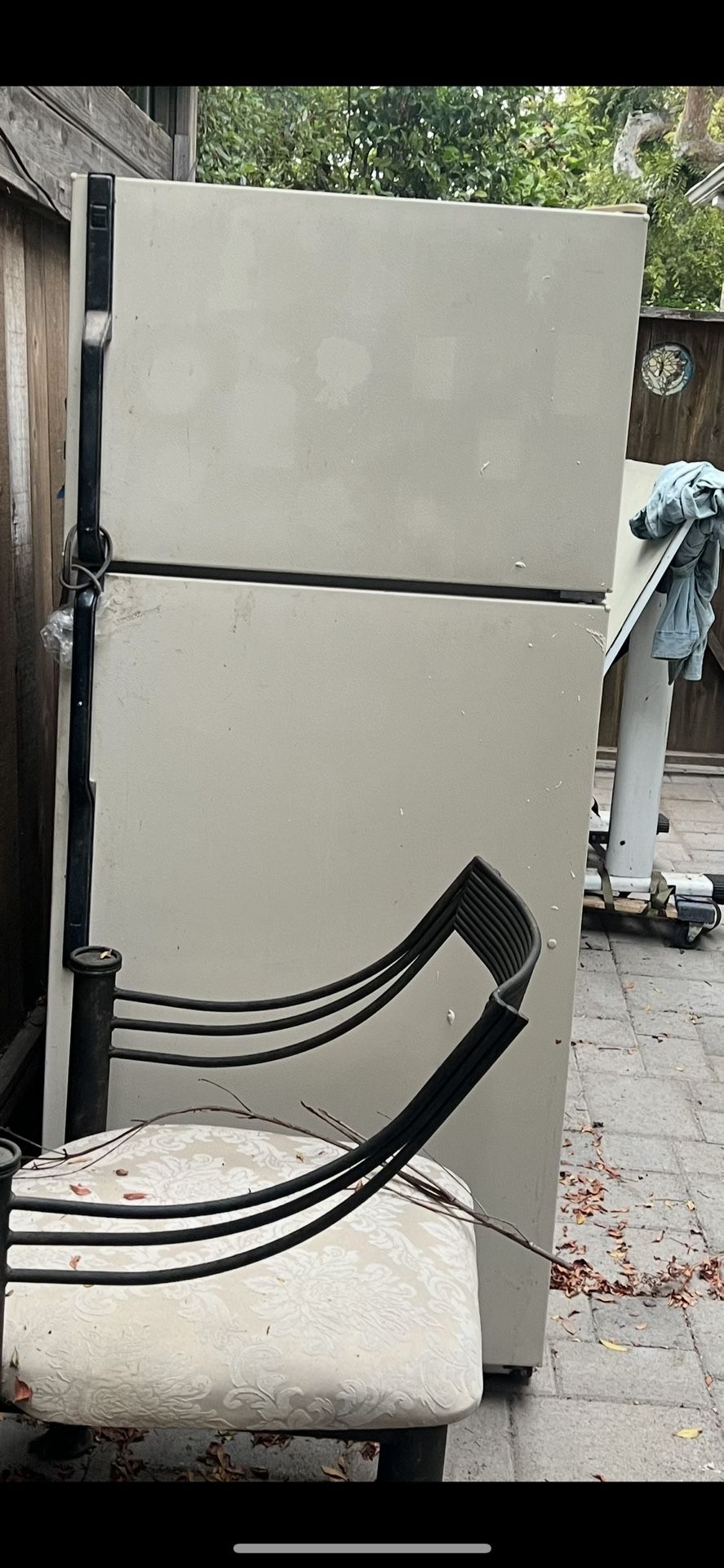 Free refrigerator