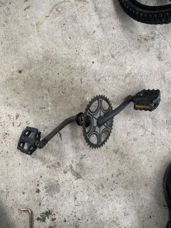 Red Line Star Sprocket And Pedals 