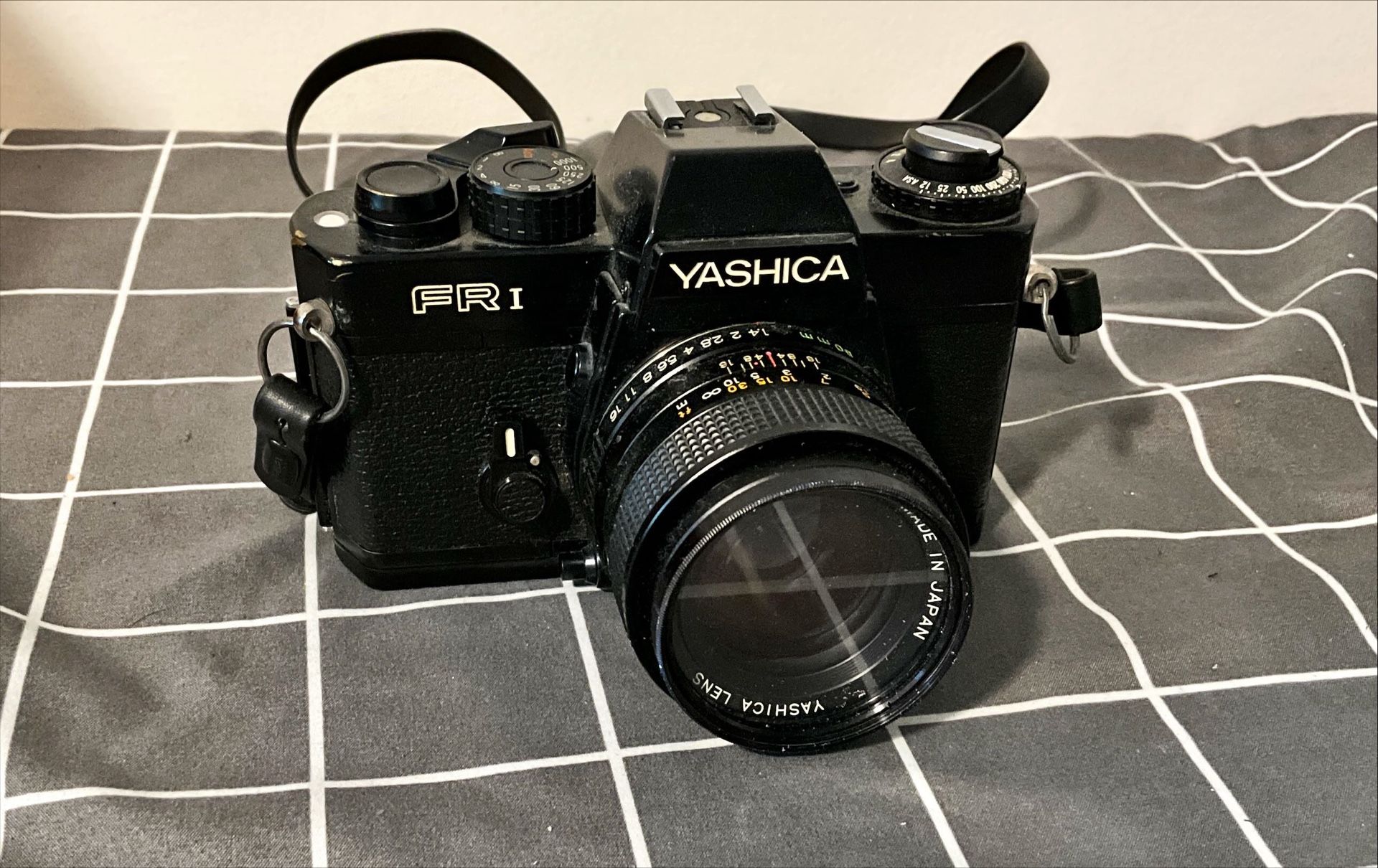 Yashica - FRI