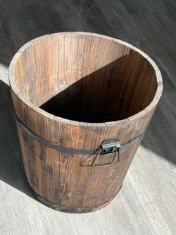 Circular Wood Planter Pot