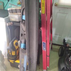 Cut And Jump Water Skis