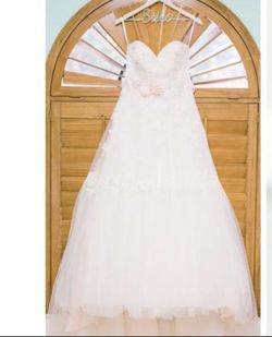 Ballgown Wedding Gown Size 6