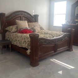 King Bed Frame And Dresser