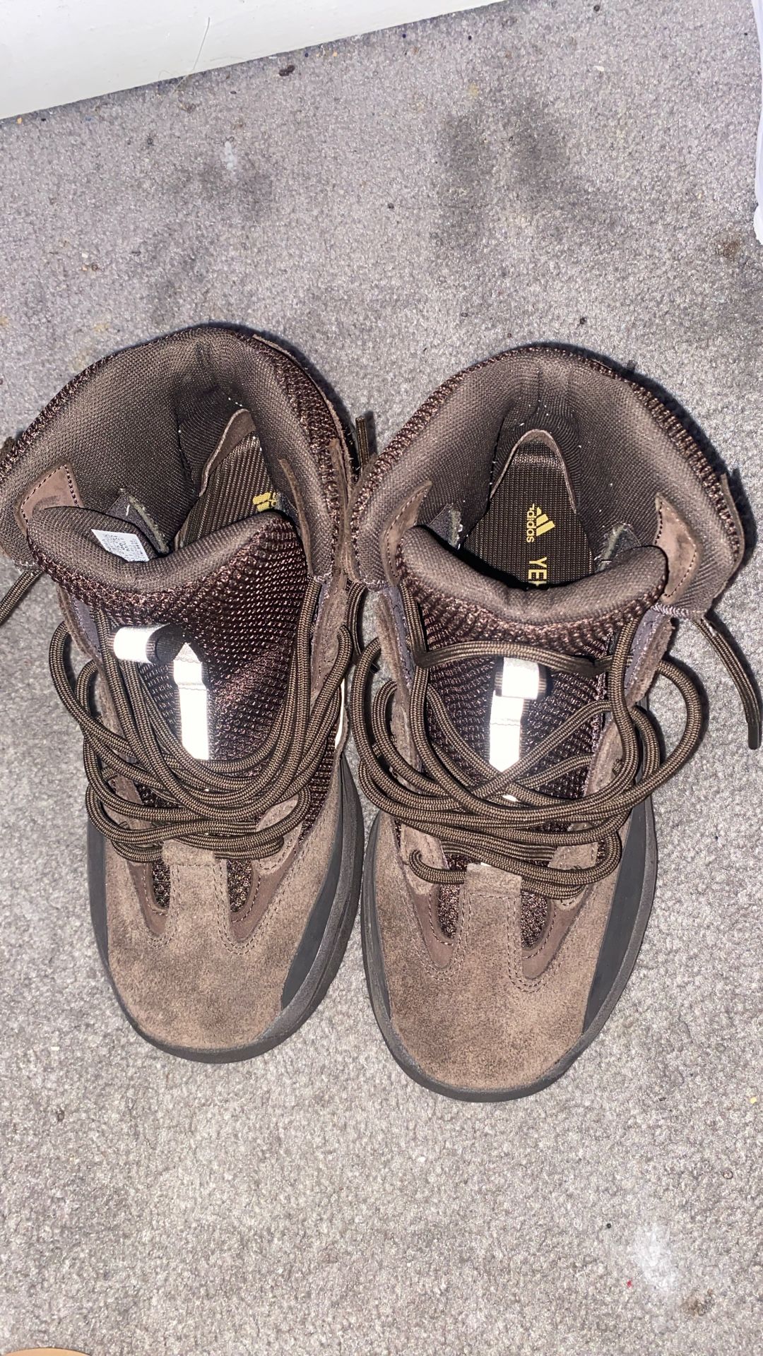 Yeezy Boots Oil Size 9.5
