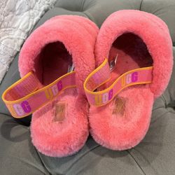 Youth Size 6 Ugg Slippers