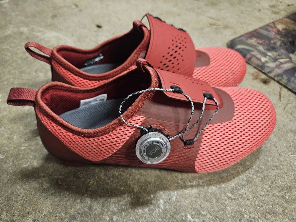 Shimano Size 37 Road Bike Shoes