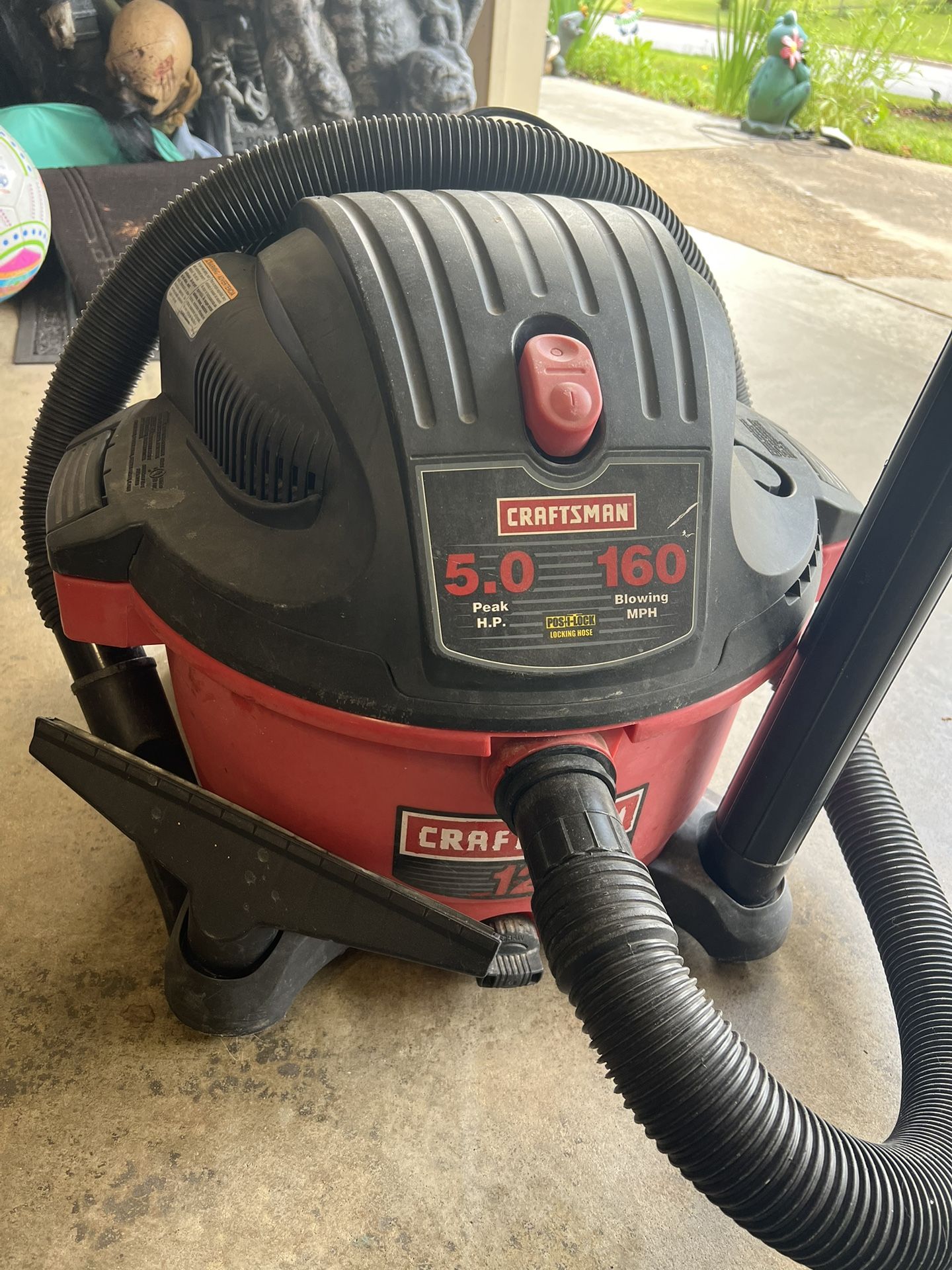 shop vacuum