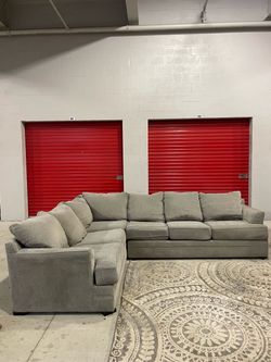 Large Gray Sectional Sofa DELIVERY🚚