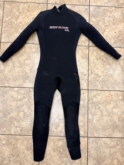 Body Glove wet suit
