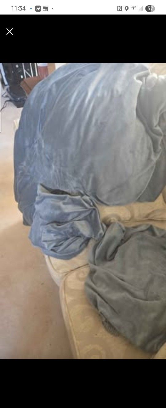Almost new Soft stretchy Sofa & Loveseat covers 