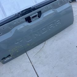 2023 2024 2025 Toyota Tundra Tailgate