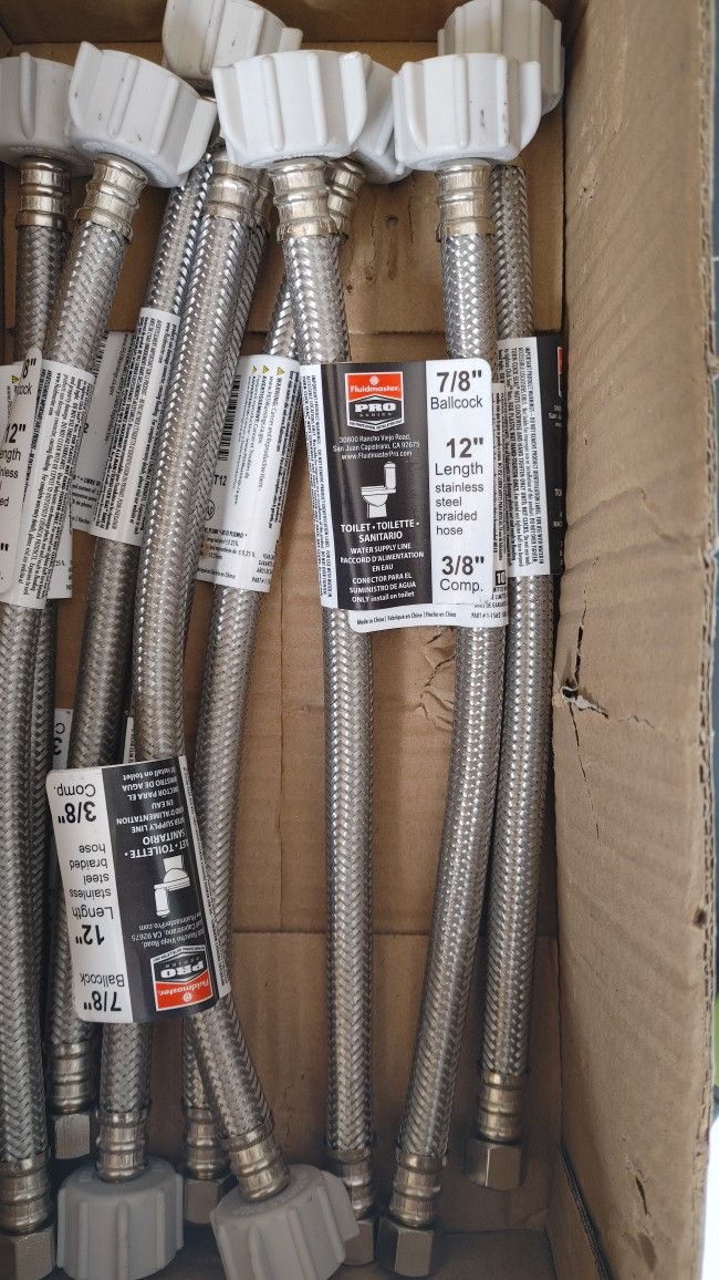 Fluidmaster Toilet Supply Lines 34 9" 9 12"