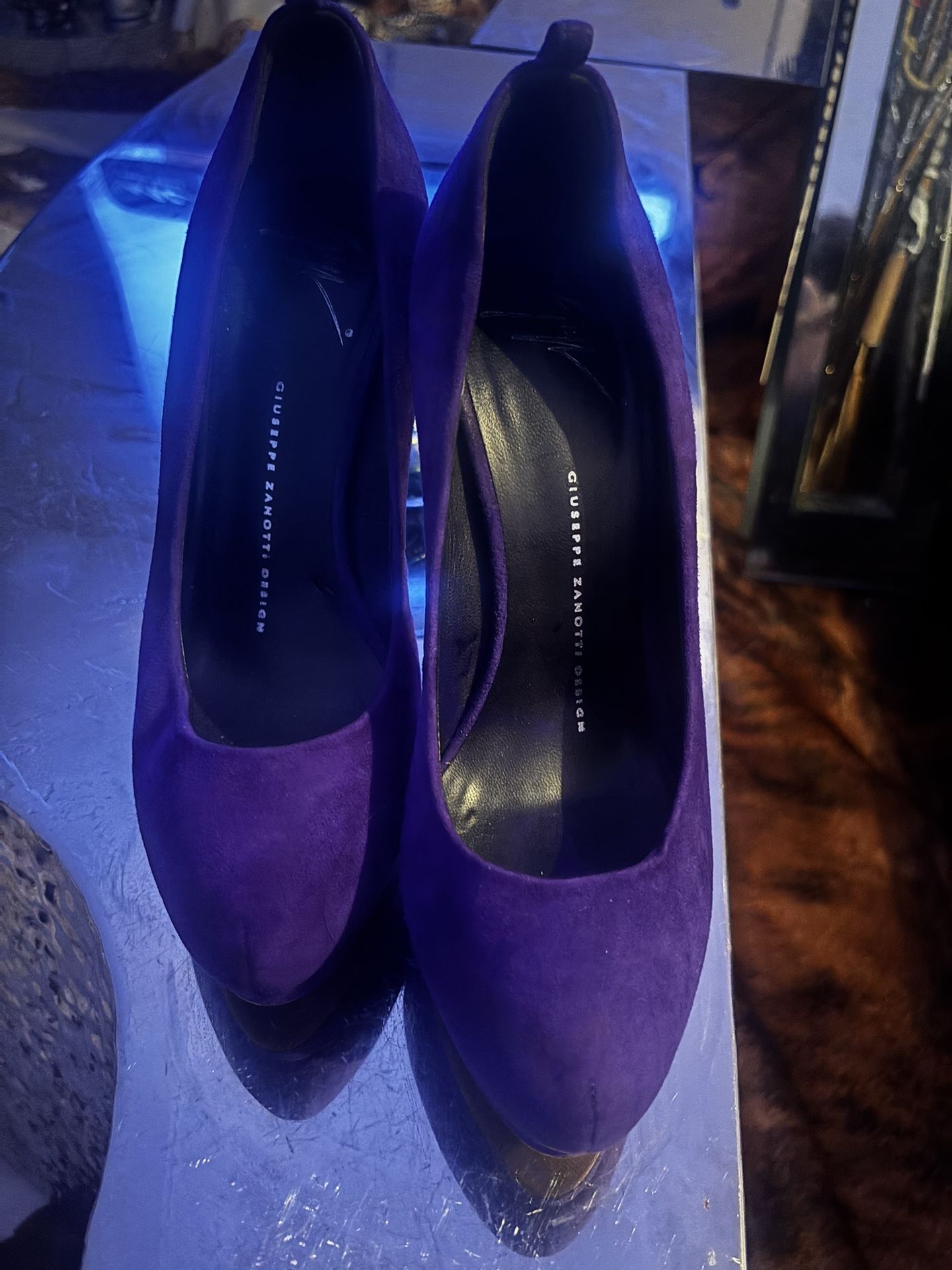 GIUSEPPE ZANOTTI Veronica velvet platform pumps | NET-A-PORTER Giuseppe Zanotti Pumps Sexy Platform Heels Baby Doll Shoes main image 1
