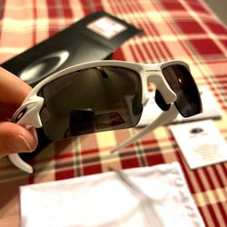 Oakley OO9271 Flak 2.0 Mens Sunglasses, White Frame, Prizm Black Polarized