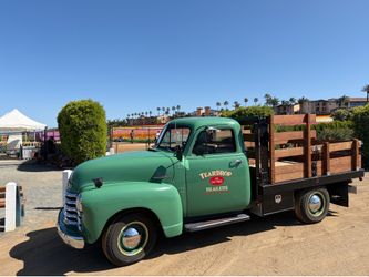 19 52 Chevy Truck