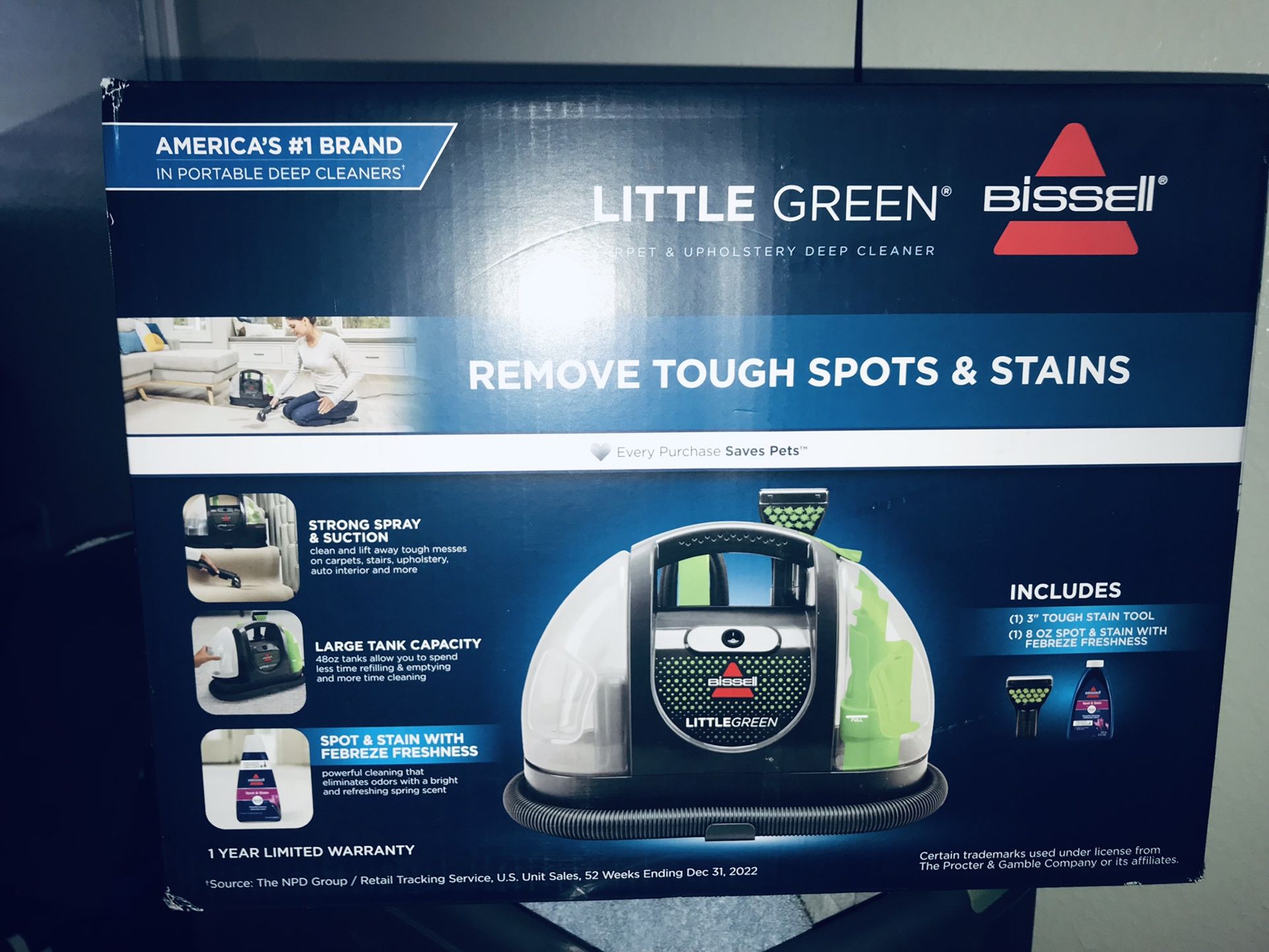 Brand New Bisselle Little Green Carpet & Upholstery Deep Cleaner For Sale