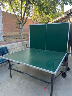Ping pong table