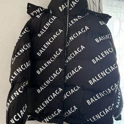 Balenciaga Reversible Puffer Size 54
