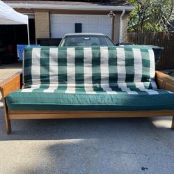 Futon 