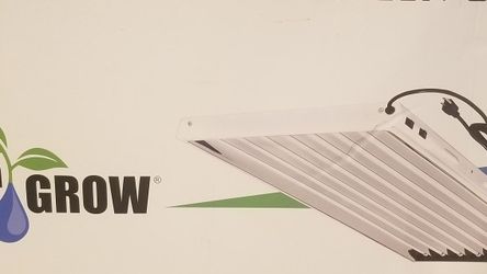 T5 Fluorescent Fixture With 6,500 Lamps