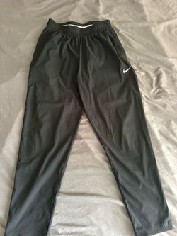 Nike waterproof pants size Large
