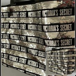 NEW VICTORIA'S SECRET BLACK SILVER BLING SEQUIN VS LOGO XL LARGE DUFFEL BAG TOTE PURSE TRAVEL CARRY ON