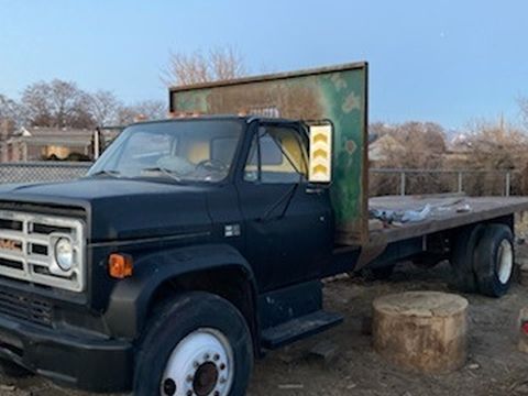 Flat Bed Truck