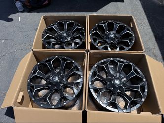(4) 20” Fuel Wheels - D546