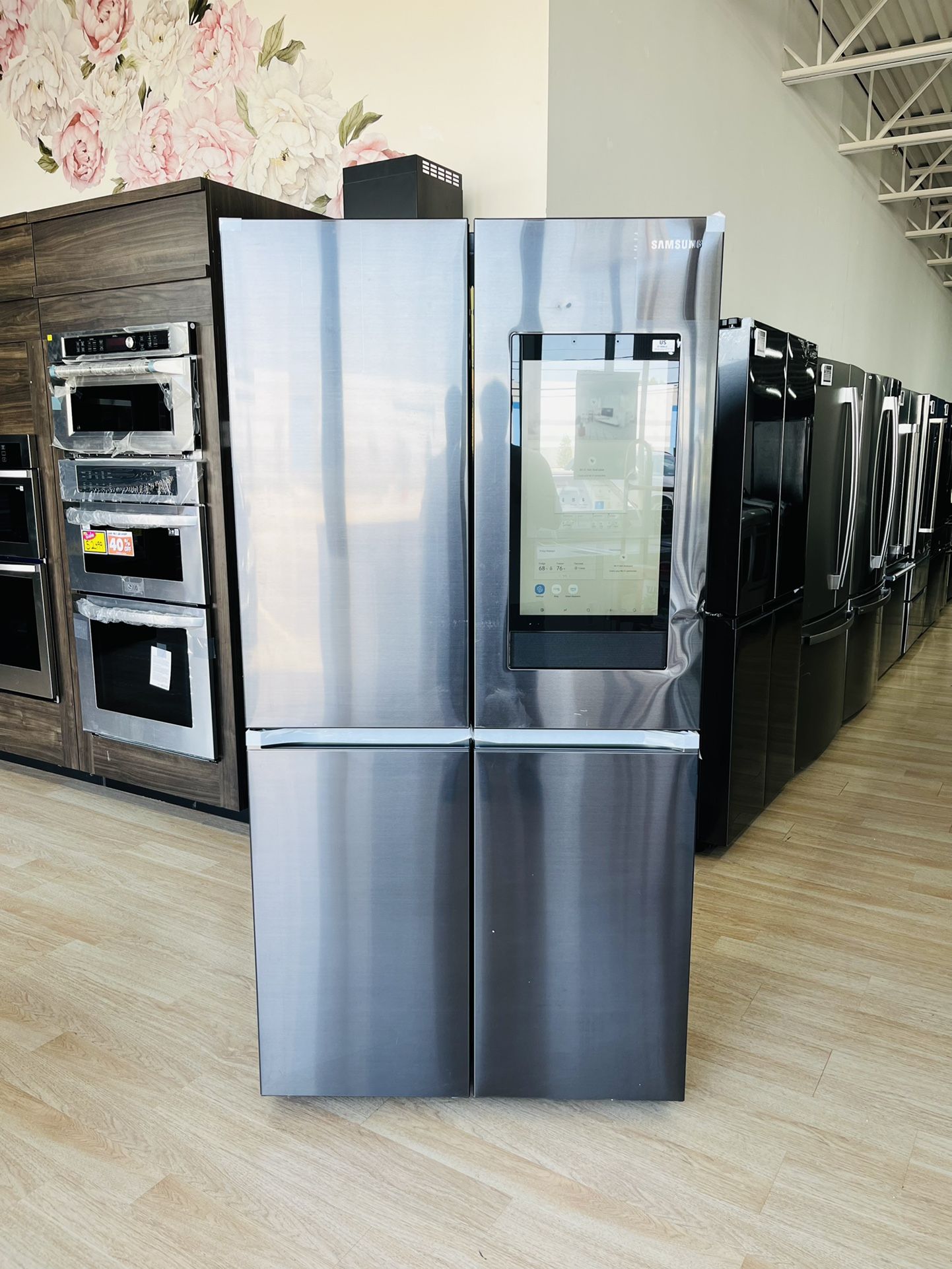 NEW Samsung - 23 cu. ft. Smart Counter Depth 4-Door Flex Refrigerator with Family Hub & Beverage Center - Black Stainless Steel Model:RF23A9771SG/AA
