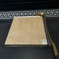 Paper Cutter