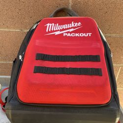Milwaukee Pack Out Tool Bag