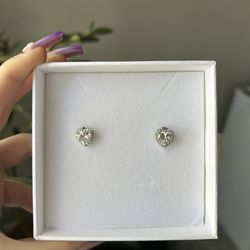 Heart Diamond Earrings 