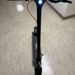 Hi Boy, S2 max scooter must pick up downtown Seattle