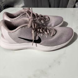 Ladies Nike Running Sneakers Size 10