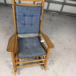 Cracker Barrel Rocking Chair 