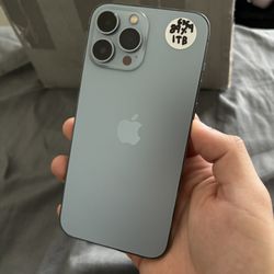 iPhone 13 Pro Max 1TB Unlocked & Paid Off Fully