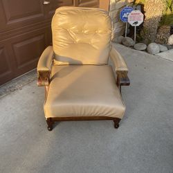 Vintage Leather Recliner Slumber Or Cigar Chair Vintage